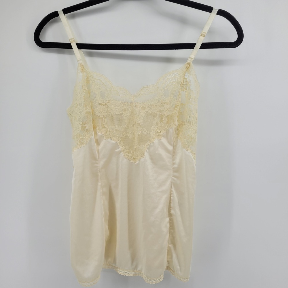 Vintage Y2K Coquette Babydoll Wonder Maid Ivory Lace Trim Camisole Top Size 36 M